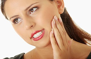علت درد دندان تحت فشار